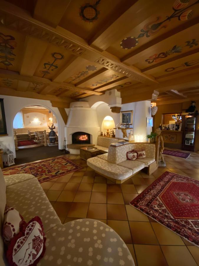 Folgaria Post Hotel ภายนอก รูปภาพ