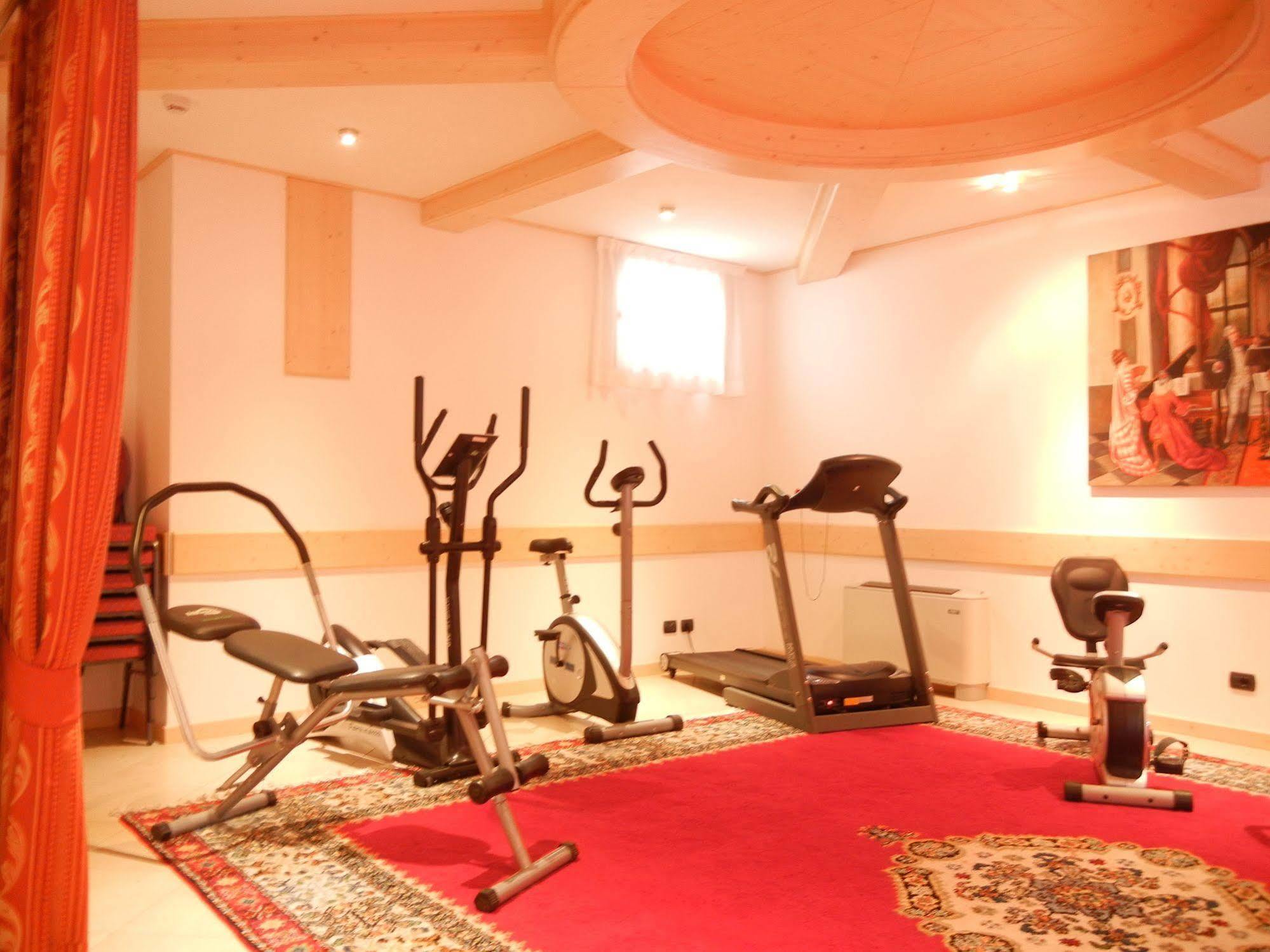 Folgaria Post Hotel ภายนอก รูปภาพ